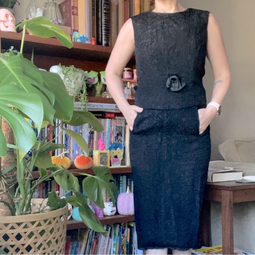 Vintage Bonwit Teller black cocktail dress with pockets